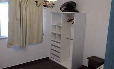 Casa en Alquiler Anual en La Alameda – 5 Amb – Amoblada – Canning