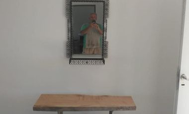 Casa en Alquiler Anual en La Alameda – 5 Amb – Amoblada – Canning
