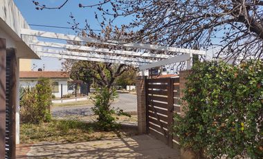ALQUILER DE CASA 2D AARON CASTELLANOS 2545  B MATIENZO  CORDOBA