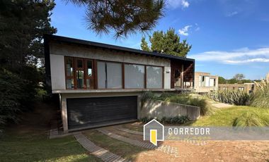 VENTA, CASA, COSTA ESMERALDA, BARRIO GOLF, LOTE AL 200, 5 AMBIENTES