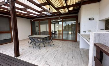 VENTA, CASA, COSTA ESMERALDA, BARRIO GOLF, LOTE AL 200, 5 AMBIENTES