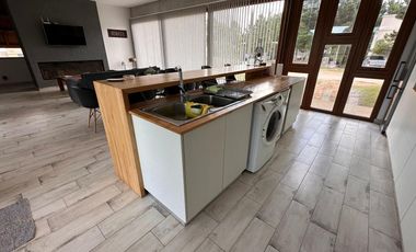 VENTA, CASA, COSTA ESMERALDA, BARRIO GOLF, LOTE AL 200, 5 AMBIENTES