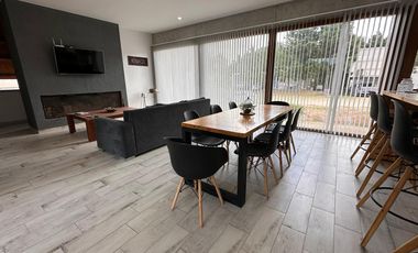 VENTA, CASA, COSTA ESMERALDA, BARRIO GOLF, LOTE AL 200, 5 AMBIENTES