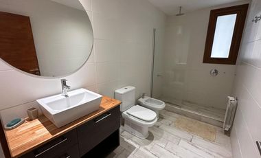 VENTA, CASA, COSTA ESMERALDA, BARRIO GOLF, LOTE AL 200, 5 AMBIENTES
