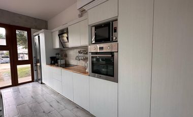 VENTA, CASA, COSTA ESMERALDA, BARRIO GOLF, LOTE AL 200, 5 AMBIENTES