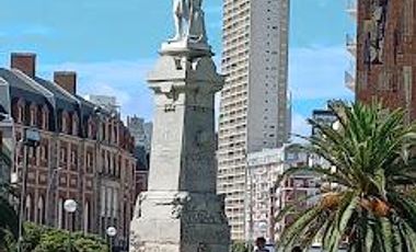Monoambiente en Plaza Colón