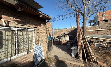 VENDE PROPIEDAD A RECICLAR EN NEUQUEN CAPITAL