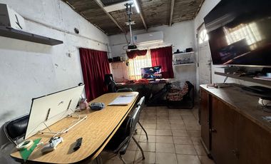 VENDE PROPIEDAD A RECICLAR EN NEUQUEN CAPITAL