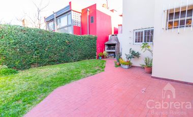 Venta Casa de 3 dormitorios en Tolosa, La Plata.
