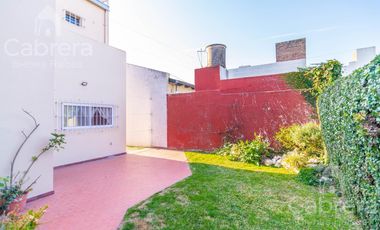 Venta Casa de 3 dormitorios en Tolosa, La Plata.
