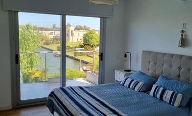 Casa en  tipas nordelta 280 m2 cub. vista al lago venta / alquila