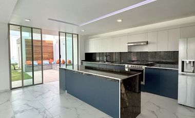 Casa en venta Sexta Sección Lomas Verdes