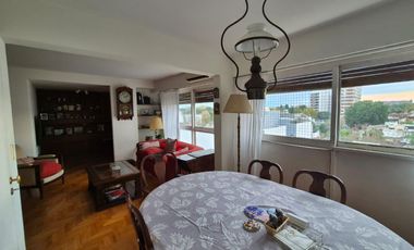 Venta Departamento de 4 ambientes con cochera en Acassuso