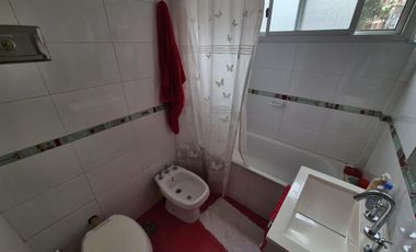 Venta Departamento de 4 ambientes con cochera en Acassuso