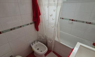 Venta Departamento de 4 ambientes con cochera en Acassuso