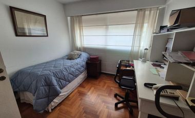Venta Departamento de 4 ambientes con cochera en Acassuso