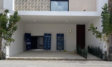 CASA EN VENTA EN CONKAL YUCATAN