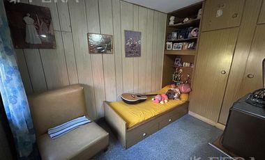 Venta de Casa 3 ambientes con Cochera y Patio en Sarandi