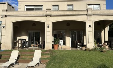 Casa al Lago en venta en Los Castores  Nordelta