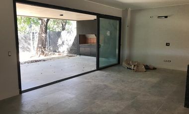 Patagonia Home - Casa premium a estrenar en Villa Warcalde