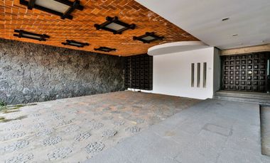 VENTA CASA EN JARDINES DEL PEDREGAL