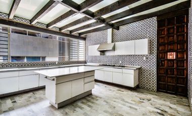 VENTA CASA EN JARDINES DEL PEDREGAL