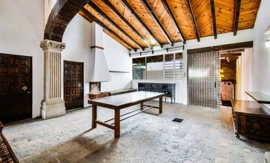 VENTA CASA EN JARDINES DEL PEDREGAL
