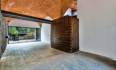 VENTA CASA EN JARDINES DEL PEDREGAL
