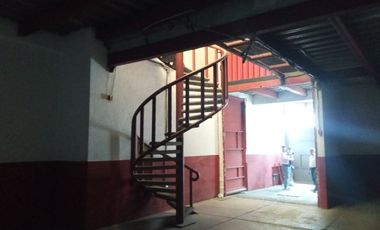 BODEGA CON OFICINA A 10 MIN AICM