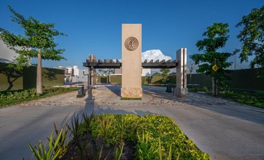 Casa en venta 4 habitaciones, 1 abajo en Cholul, Mérida