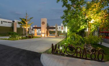 Casa en venta 4 habitaciones, 1 abajo en Cholul, Mérida