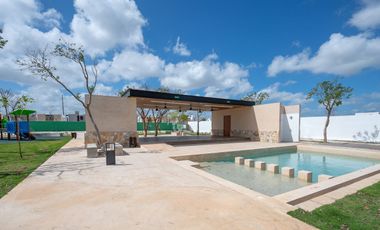 Casa en venta 4 habitaciones, 1 abajo en Cholul, Mérida