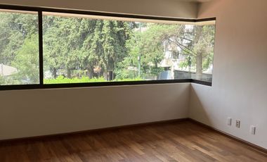 VENTA CASA CON 5 RECAMARAS-PARQUES HERRADURA