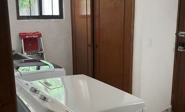 VENTA CASA CON 5 RECAMARAS-PARQUES HERRADURA