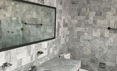 VENTA CASA CON 5 RECAMARAS-PARQUES HERRADURA