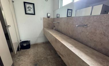 Venta edifico Comercial y de Oficinas