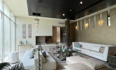 Residencia en Bosques de la Herradura en Renta