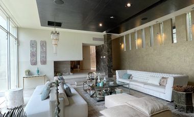 Residencia en Bosques de la Herradura en Renta