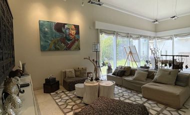 Residencia en Bosques de la Herradura en Renta