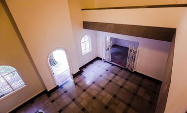 CASA CON USO DE SUELO COMERCIAL A LA RENTA EN ANZURES