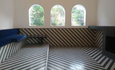 CASA CON USO DE SUELO COMERCIAL A LA RENTA EN ANZURES