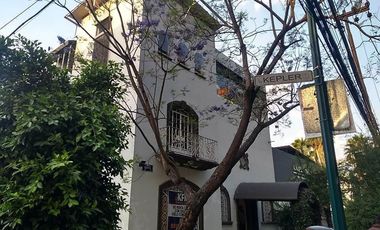 CASA CON USO DE SUELO COMERCIAL A LA RENTA EN ANZURES