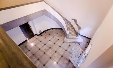 CASA CON USO DE SUELO COMERCIAL A LA RENTA EN ANZURES