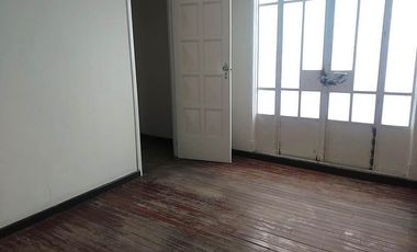 CASA CON USO DE SUELO COMERCIAL A LA RENTA EN ANZURES
