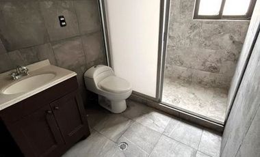 Casa en venta en Lomas de Tecamachalco