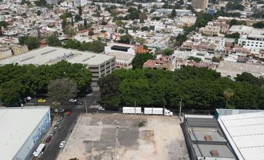 TERRENO EN VENTA EN AVENIDA MARIANO OTERO