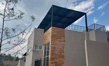 Casa - Residencial Lago Esmeralda