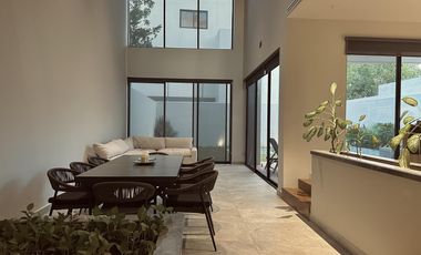 Casa en  RENTA
