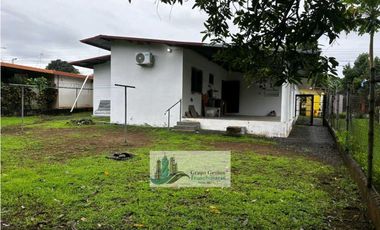 VENTA DE CASA EN LAS LOMAS POR DEBAJO DEL AVALUO Y CON TODO ADENTRO