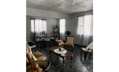 VENTA DE CASA EN LAS LOMAS POR DEBAJO DEL AVALUO Y CON TODO ADENTRO